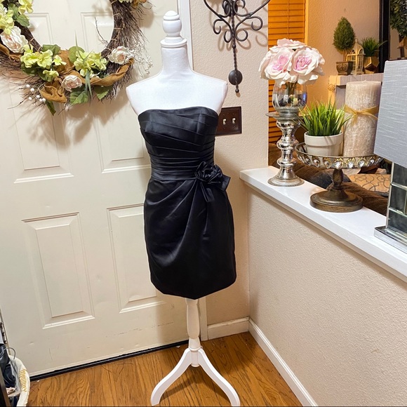 DaVinci Mini Dress Black Bow Accent Detail Formal